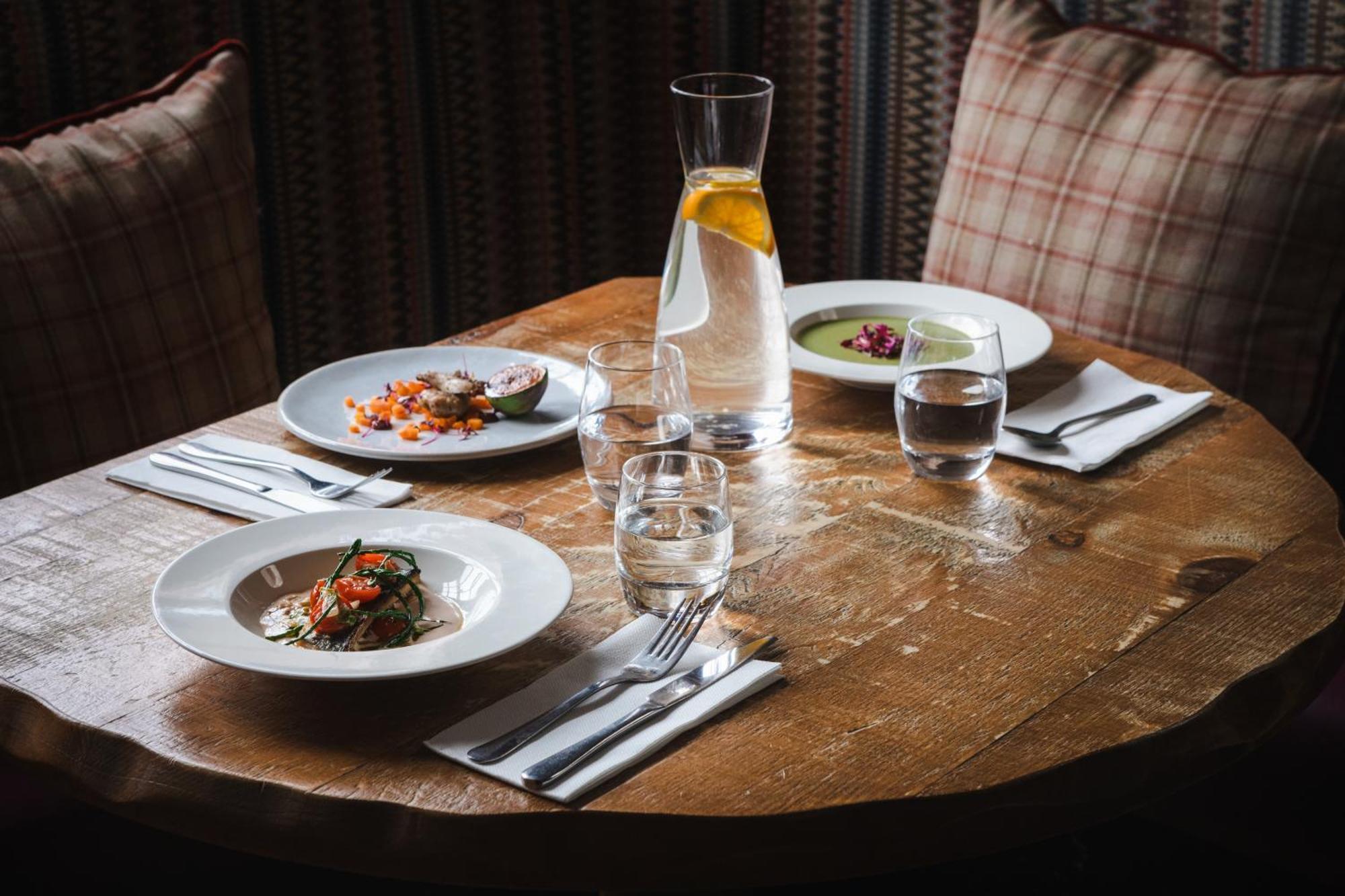 The Pilsley Inn - Chatsworth Баслоу Екстер'єр фото