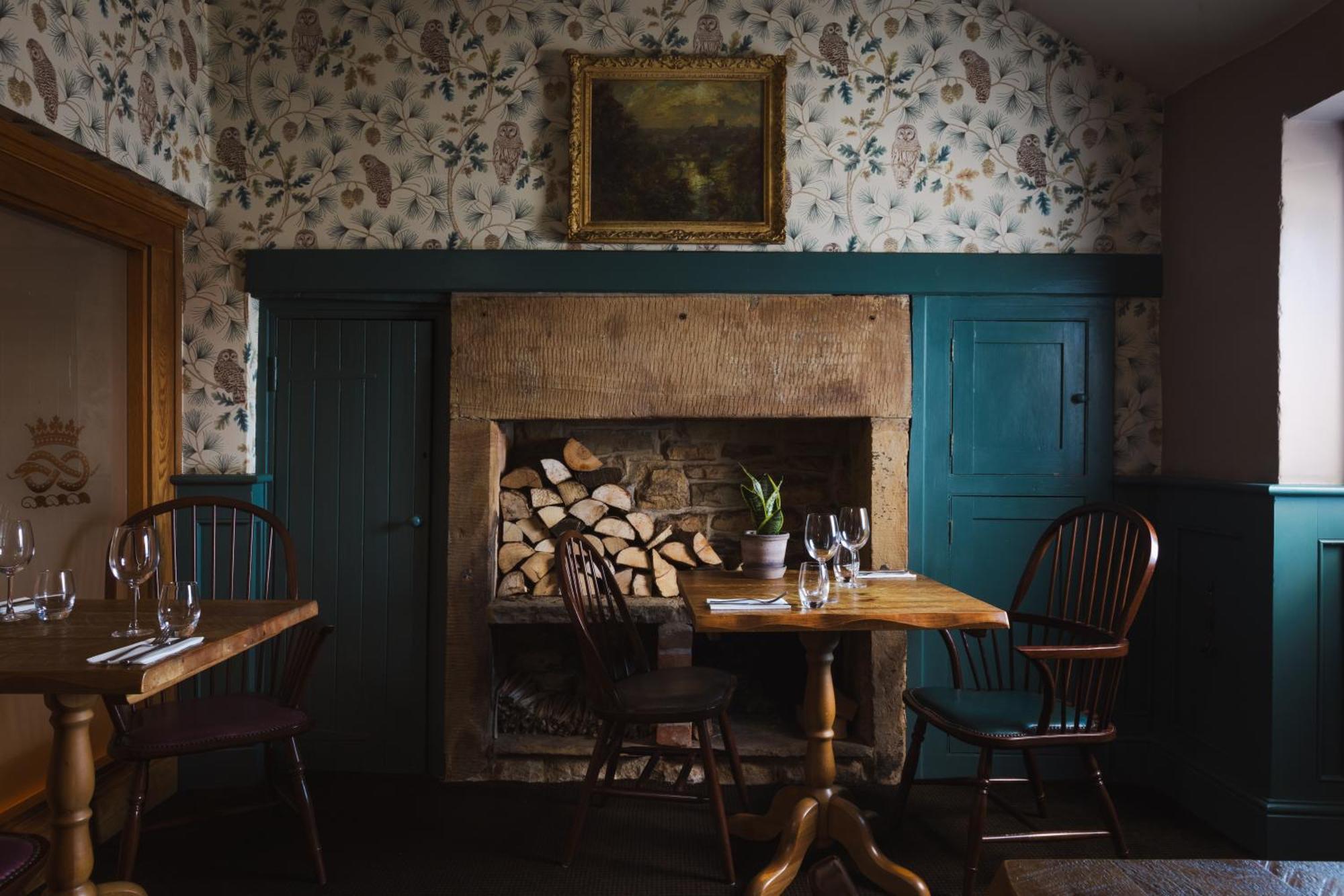 The Pilsley Inn - Chatsworth Баслоу Екстер'єр фото