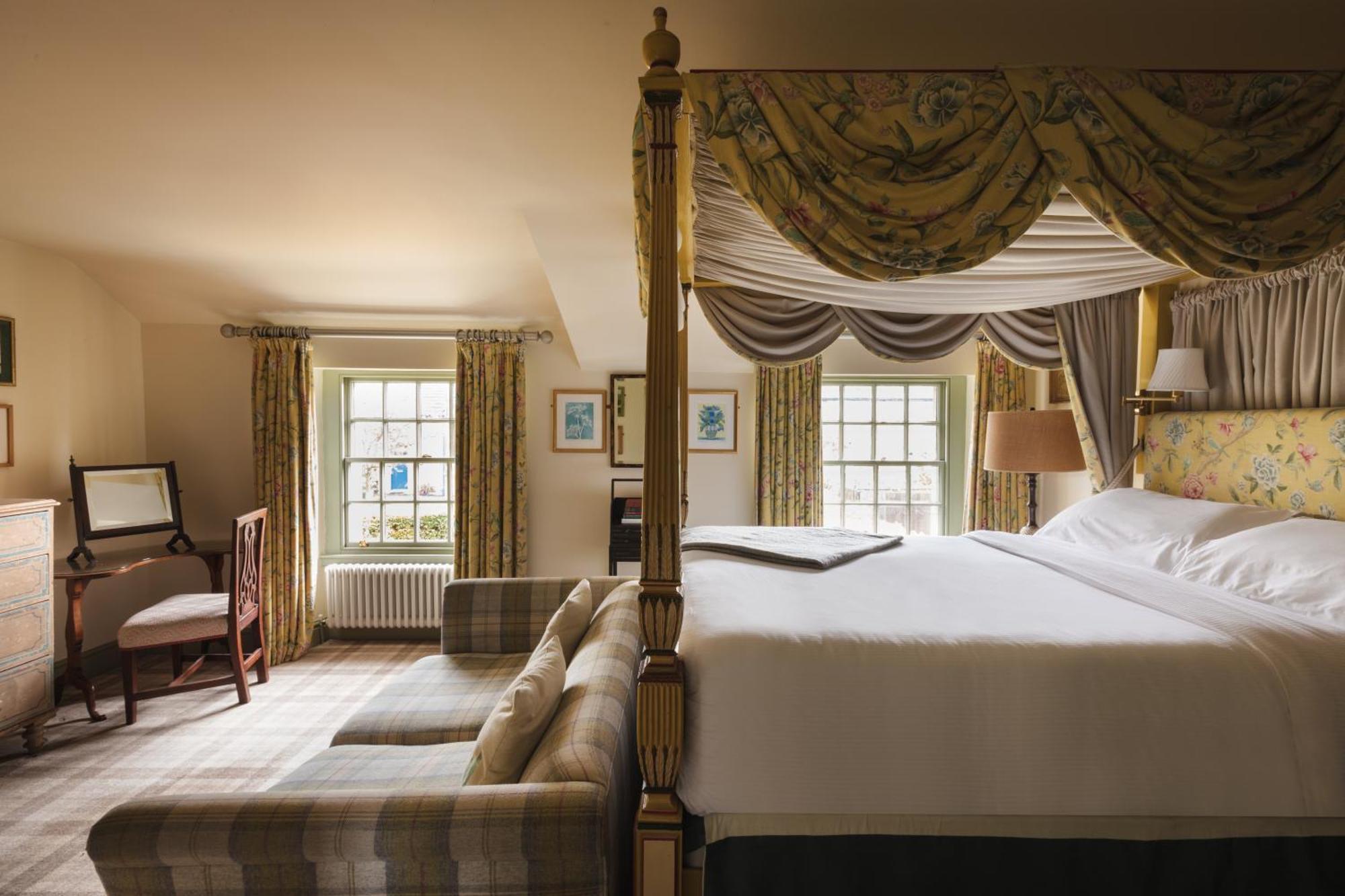 The Pilsley Inn - Chatsworth Баслоу Екстер'єр фото