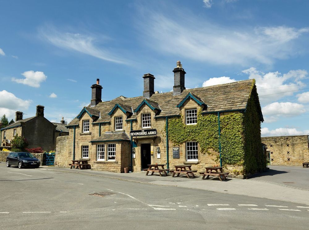 The Pilsley Inn - Chatsworth Баслоу Екстер'єр фото